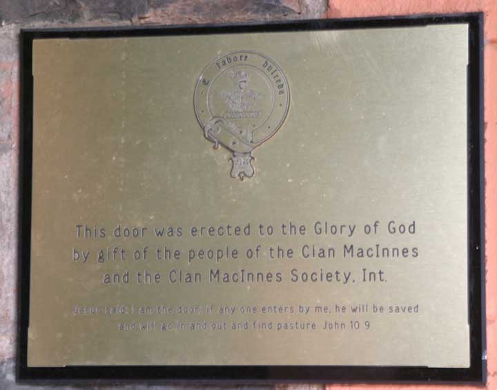 MacInnes Plaque