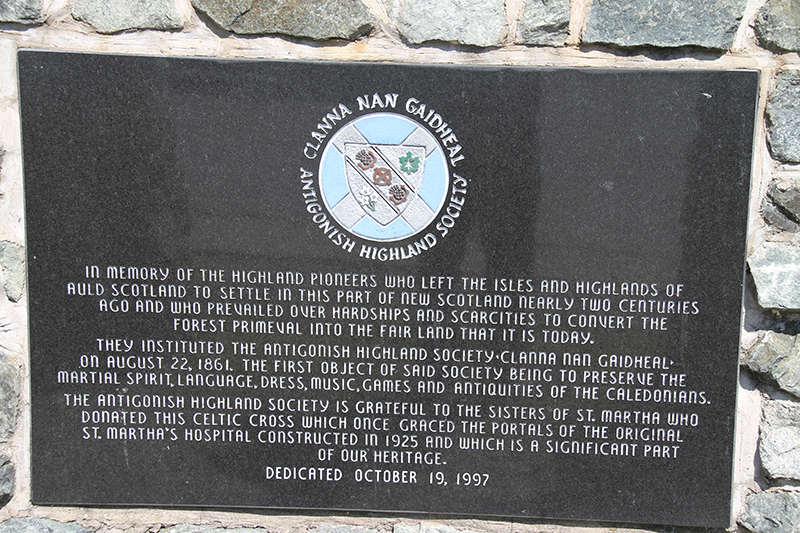 Antigonish Highland Society face plate