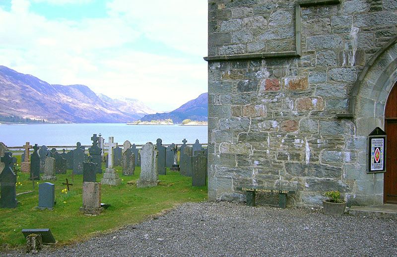 Donald MacInnes bench Ballachulish corner