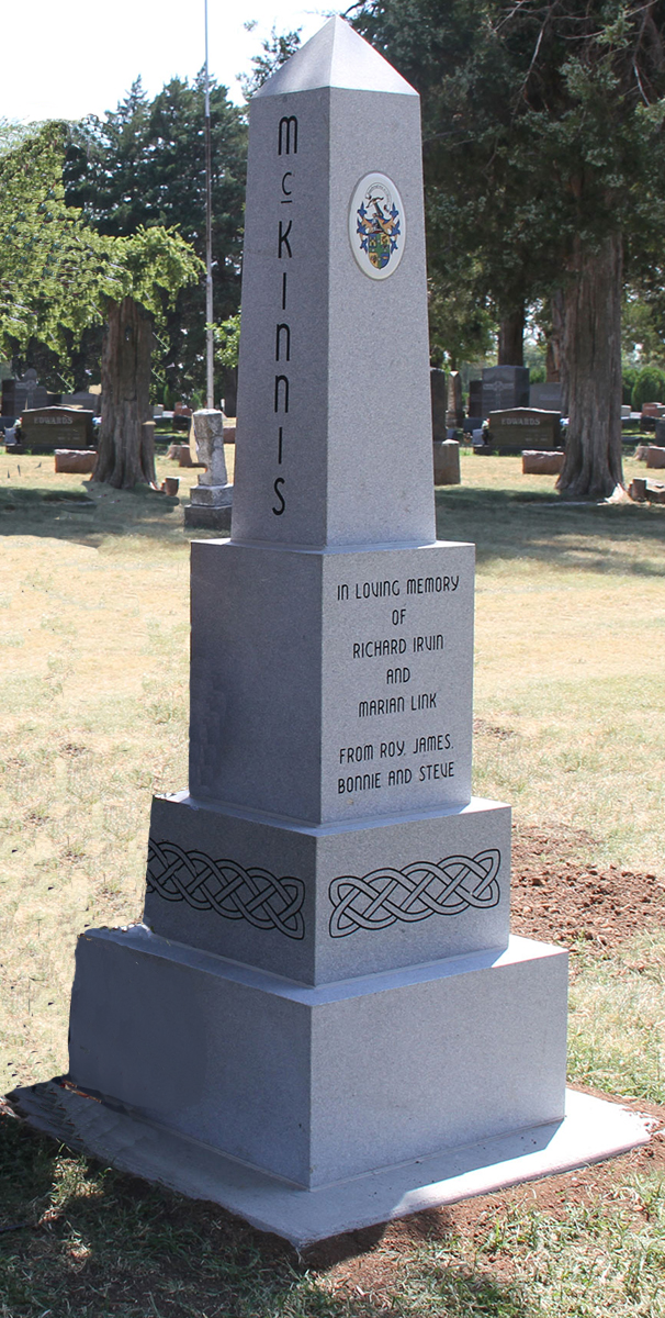 McKinnis marker at Lyons